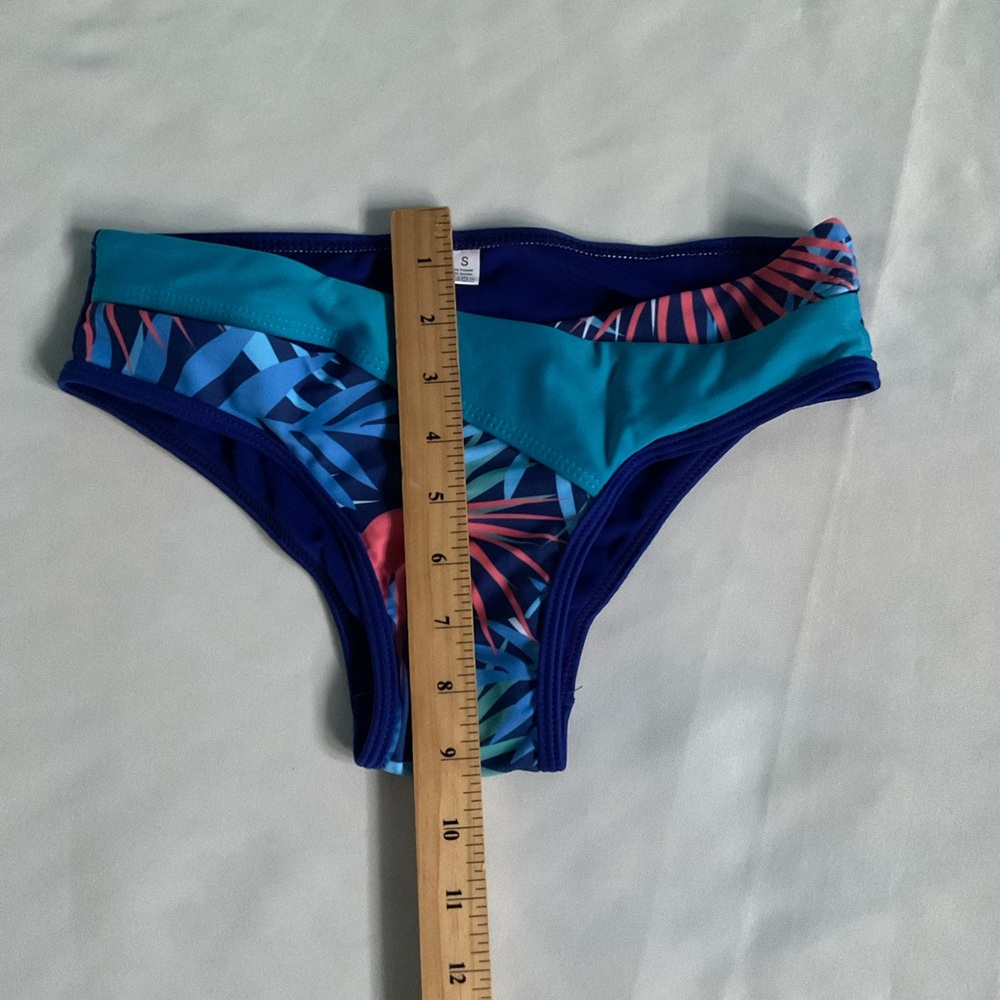 JFAN Women's Swimsuit Blue Set of Two Piece Size S - Picture 5 of 8